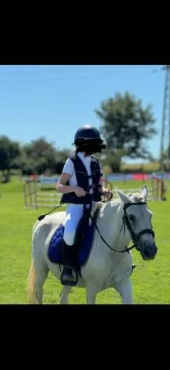 Hot Airbag Femme Le Cavalier En Concours|L'Homme En Concours