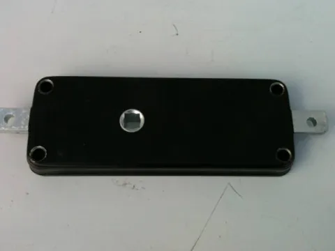Discount Crémone poignée centrale gauche - 263 mm Pièces Détachées Van Et Camion