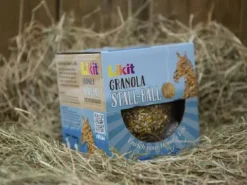 Hot Friandise en balle Stall Ball à accrocher  - Friandises|Bloc À Lécher / Pierre À Sel