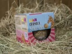 Hot Friandise en balle Stall Ball à accrocher  - Friandises|Bloc À Lécher / Pierre À Sel