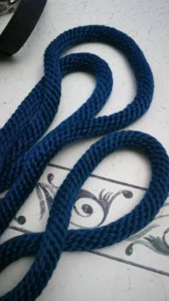 Discount Licol bleu marine à strasse Licols Et Longes