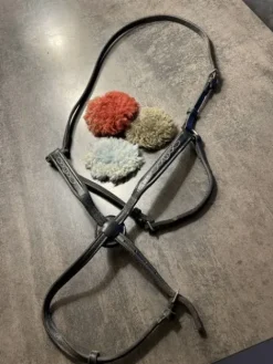 Muserolle croisée avec 3 moutons Bridons Et Brides·Muserolle