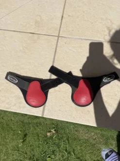 Online Protège boulet rouge poney Protège-Boulets