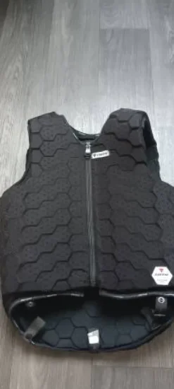 Discount Protège dos noir Femme Gilets De Protection Et Dorsales·Protège-Dos Et Dorsales|Tenue De Concours Femme·Gilets De Protection