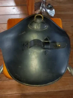 Outlet Sangle bavette cuir 135cms Sangles