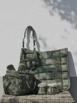 Best Tapis Big Square Glossy Platinum 2022 - Tapis De Dressage|Tapis De Selle