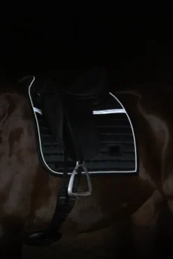Online Tapis de selle Luminous Black - Tapis De Dressage|Tapis De Selle