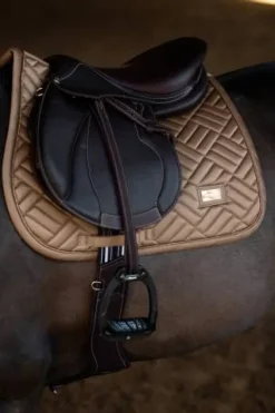 Best Tapis de selle Modern Champagne - - Matelassage moderne Tapis De Cso|Tapis De Selle