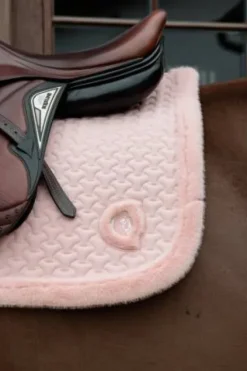 Online Tapis de selle Plaited Quilt Fake Fur - Kentucky Tapis De Cso|Tapis De Selle