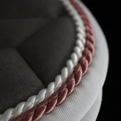 Outlet Tapis Eurofit dressage avec rebord avant personnalisable - Tapis De Dressage|Tapis De Selle