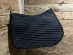 Discount Tapis Kentucky noir Pearls Tapis De Cso|Tapis De Selle